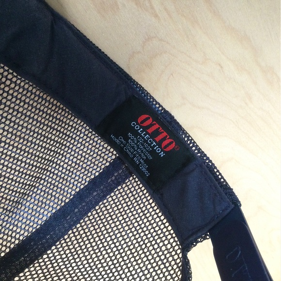 Pabst Blue Ribbon Snap Back Trucker Hat - Picture 3 of 5